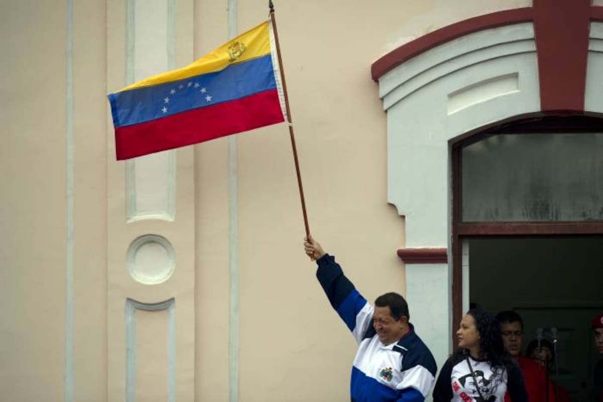 Hugo Chávez tiene más de una semana que no habla ni aparece en público. Archivo
