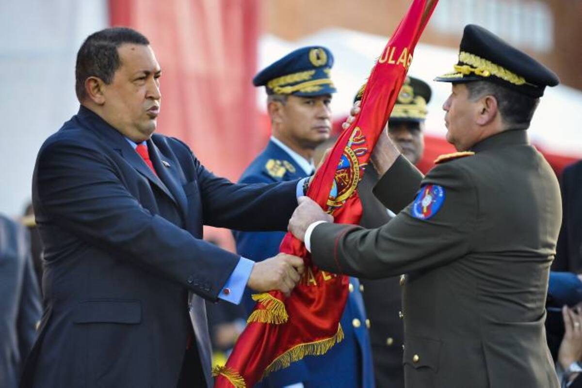 En un documento interno del Ejército venezolano, del 10 de enero de 2007, en poder de El Nuevo Herald, se le sugirió a Hugo Chávez que investigara a Henry Rangel y le suspendiera de sus funciones. AFP LEO RAMIREZ