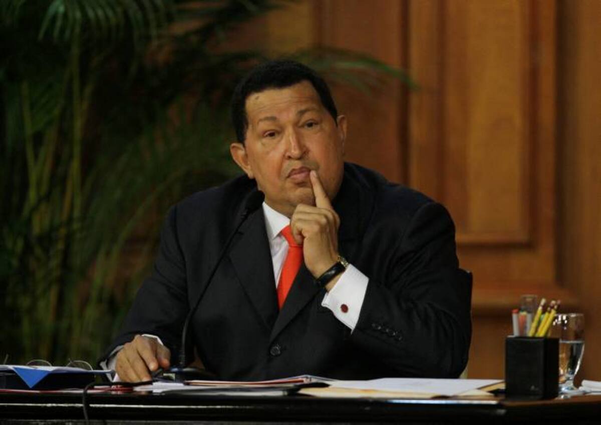 El caso más mediático en Latinoamérica ha sido el del presidente de Venezuela Hugo Chávez, quien padece la enfermedad desde 2011, le fue detectado en una zona de la cadera por lo que ha sido intervenido quirúrgicamente en 3 ocasiones. A pesar de esto fue reelegido presidente en las recientes elecciones y negó que le quedase poco tiempo de vida.