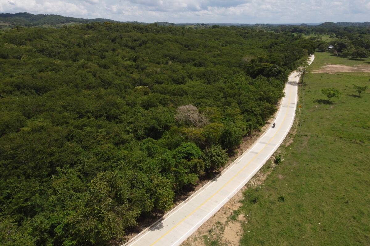 Entregan pavimentación de la vía El Guamo-La Enea, en Bolívar