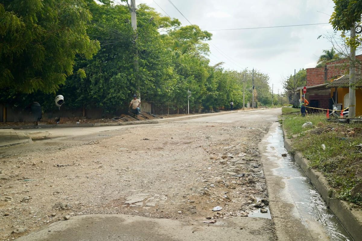 Arranca pavimentación de vía en Turbaco que conecta con Turbana