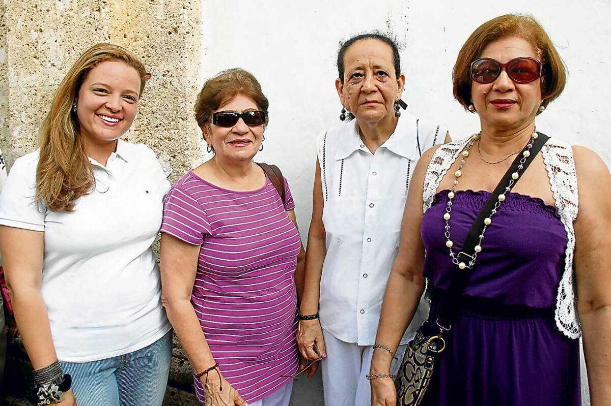Zenith Carmona, Vilma Vélez, María del Pilar Pinaud y María Félix.