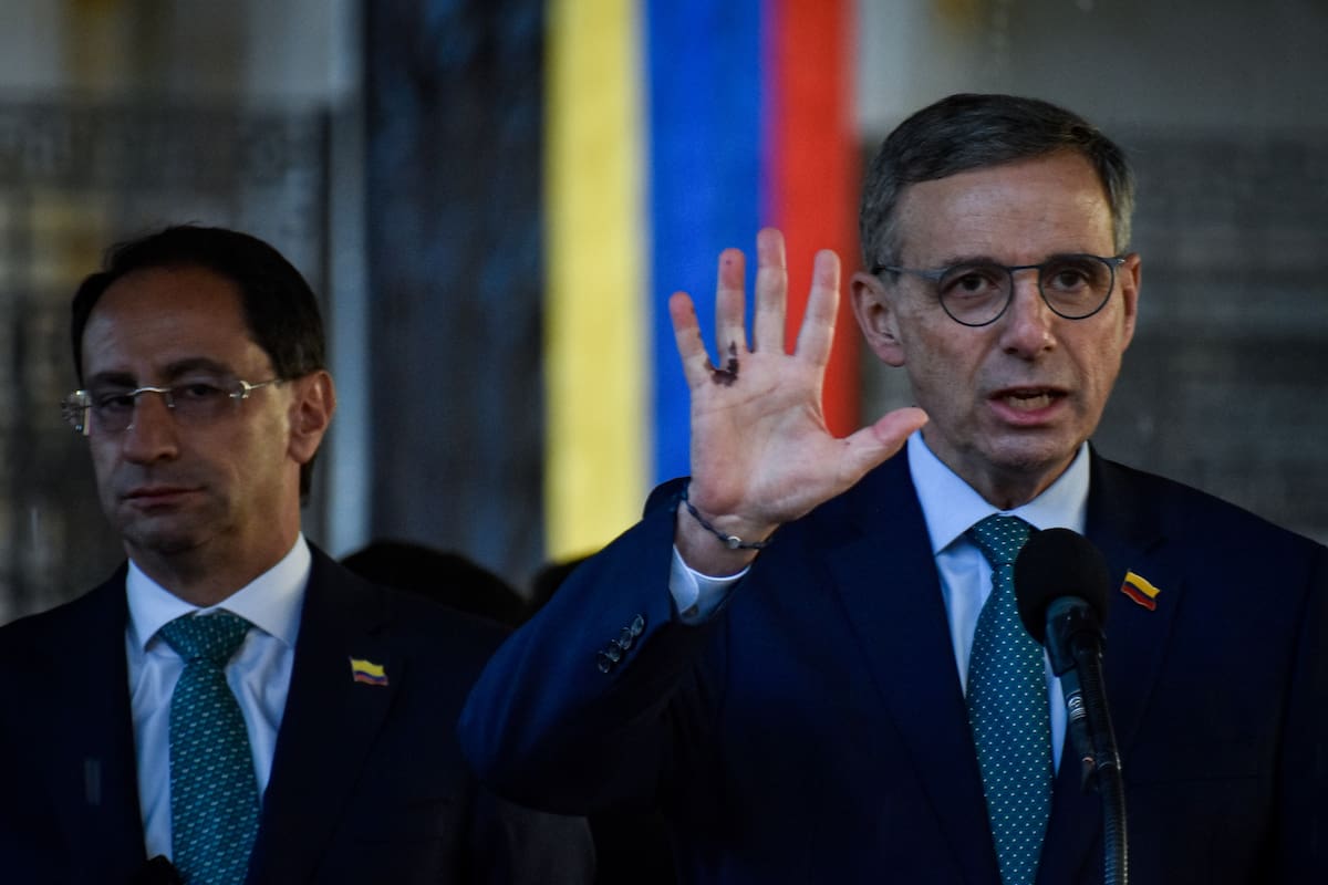 Ley de Rescate Económico de De la Espriella enfrenta rechazo por nuevos impuestos