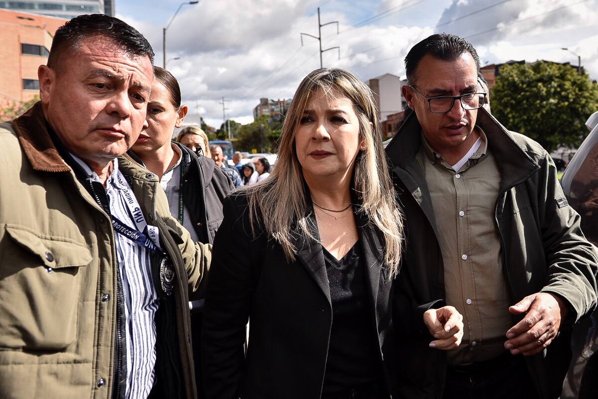 Vicky Dávila acusa a Iván Mordisco de ataque contra Miguel Uribe
