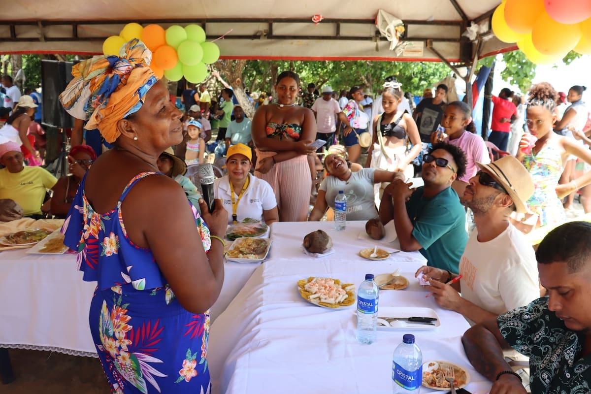 Víctimas realizaron festival gastronómico en Rincón del Mar. // foto: cortesía