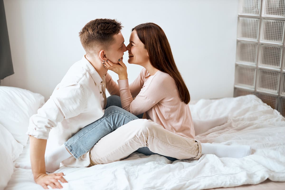 La conexión emocional con la pareja es uno de los factores claves para superar la anorgasmia. //123RF.