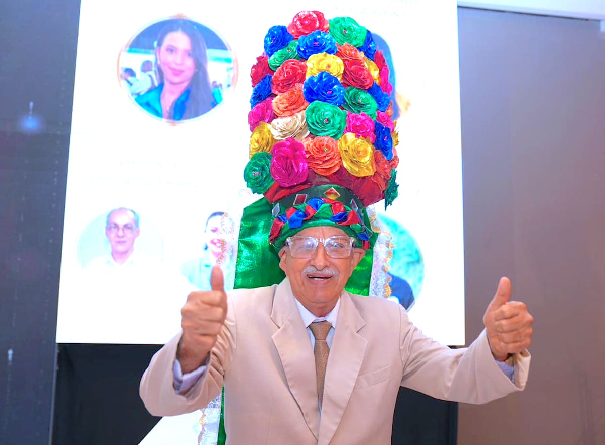 La exaltación Vida y Obra la recibió el cronista Juan Rincón Vanegas, por su inmensa contribución a la difusión de la cultura popular, las tradiciones, los saberes y manifestaciones del Caribe colombiano.//Cortesía.