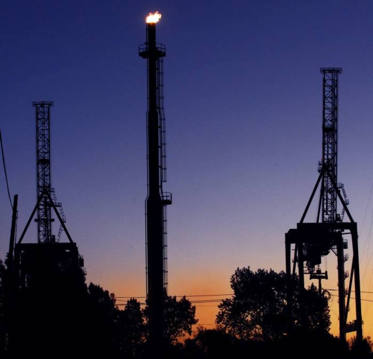 Crisis energética obliga a gobierno de Argentina a expropiar a YPF. Archivo