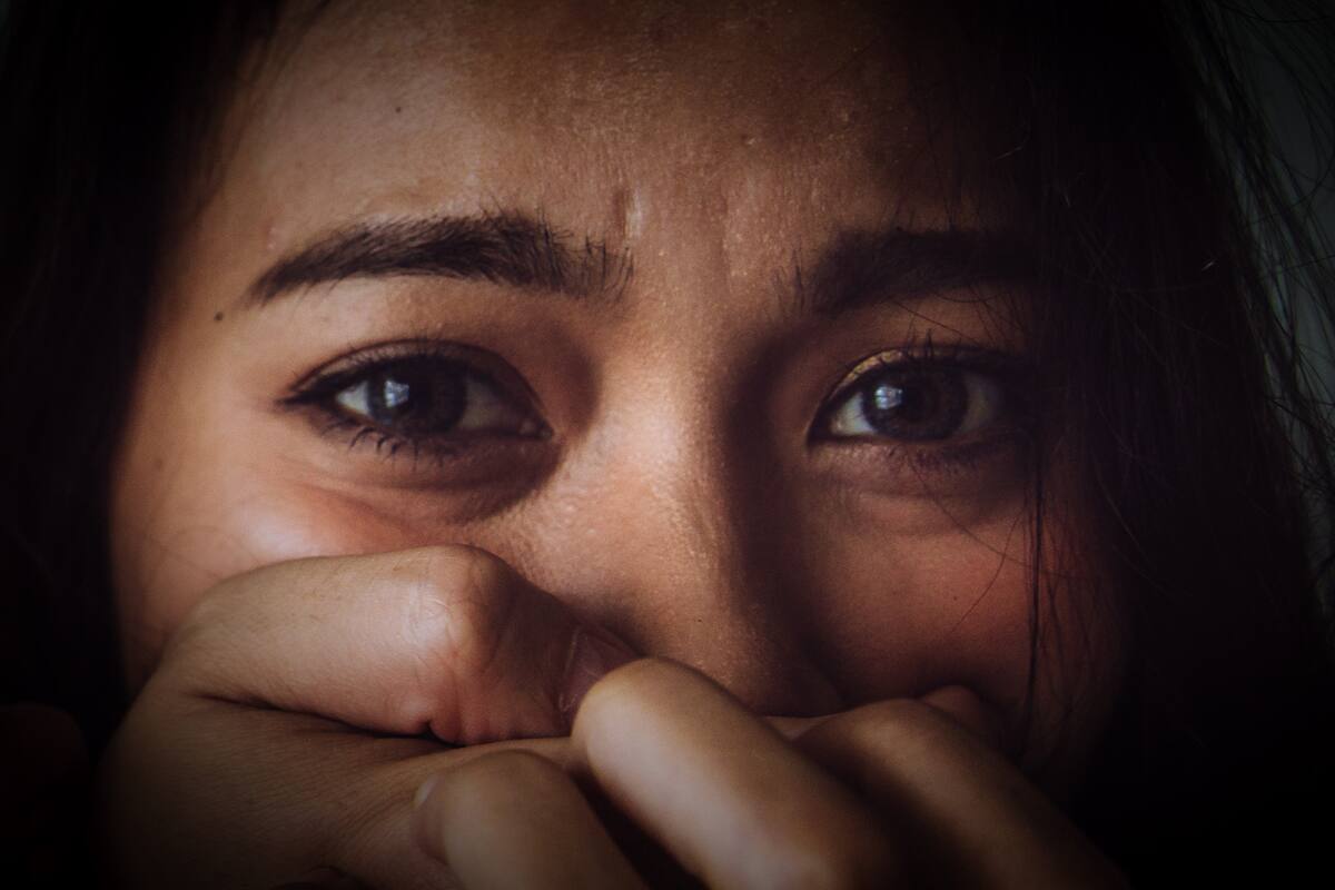 La OMS alerta aumento de violencia física en parejas adolescentes