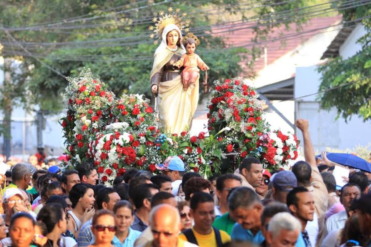 ¿Por qué los conductores en Colombia celebran a la Virgen del Carmen el 16 de julio?