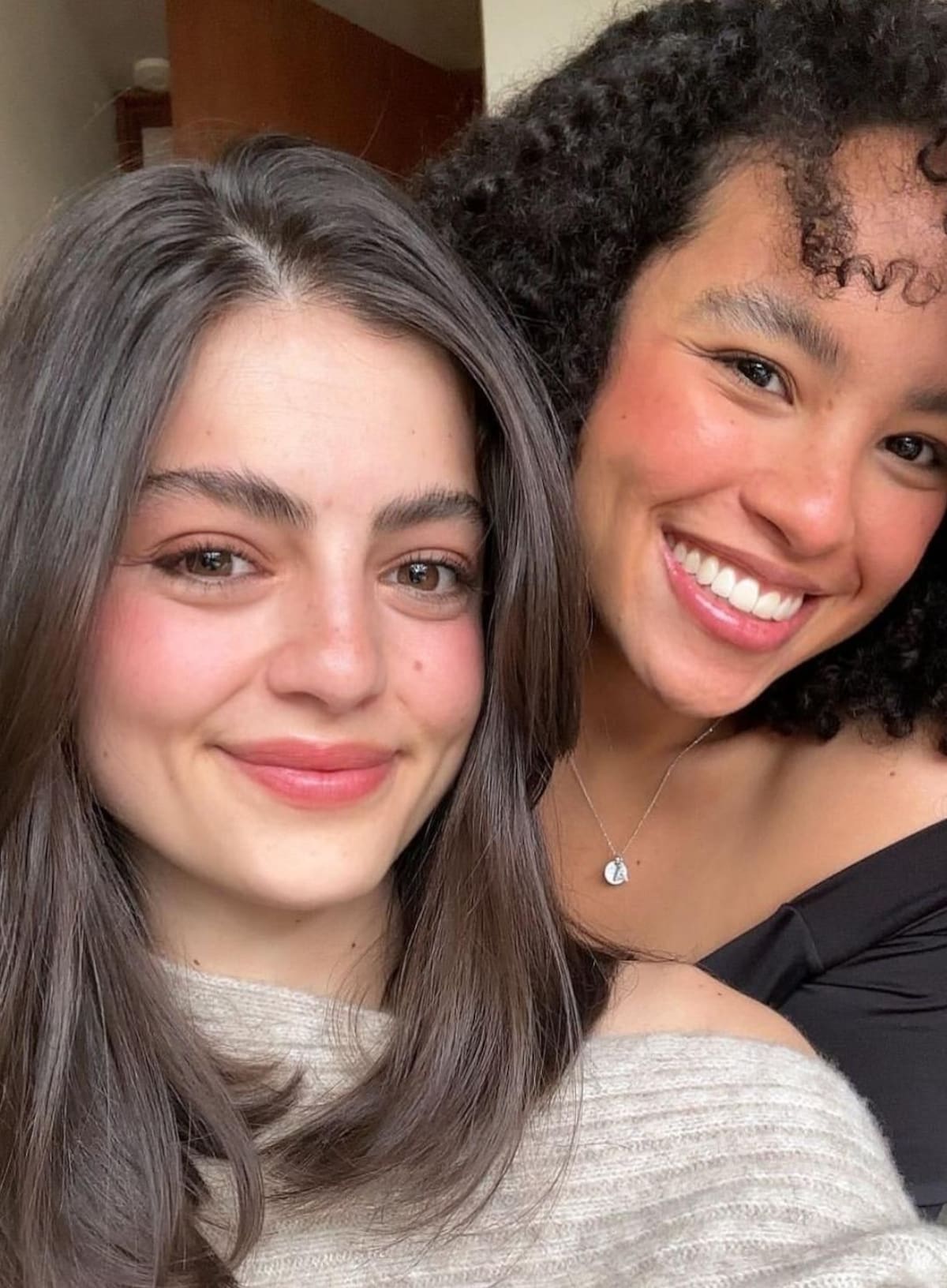 Virginia Petro y Anna. // IG Virginia Petro