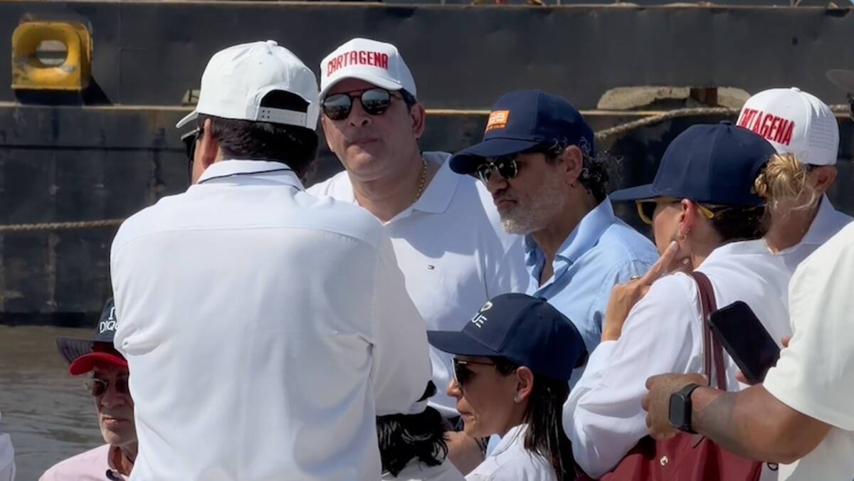 Representantes de los departamentos del Caribe que estuvieron junto a la ANI visitando los obras del megaproyecto ‘Restauración de los ecosistemas degradados del Canal del Dique’.//Cortesía Gobernación del Atlántico.