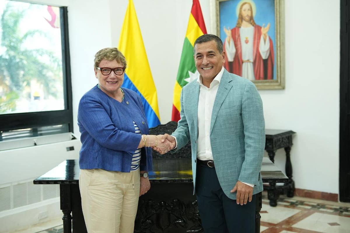 El alcalde Dumek Turbay junto a la embajadora de Alemania, Martina Klumpp. // Foto: cortesía - Alcaldía de Cartagena