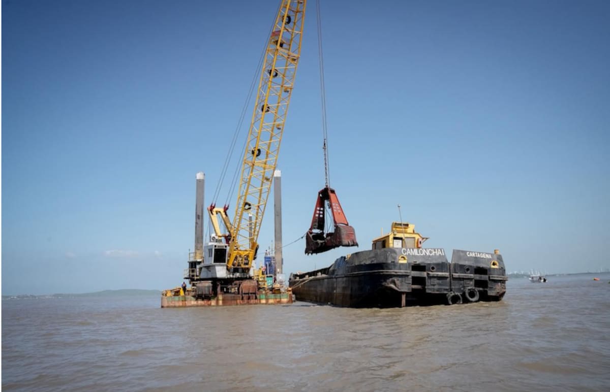 También se visitaron los trabajos que hace la draga en el megaproyecto ‘Restauración de los ecosistemas degradados del Canal del Dique’.//Cortesía Gobernación del Atlántico.