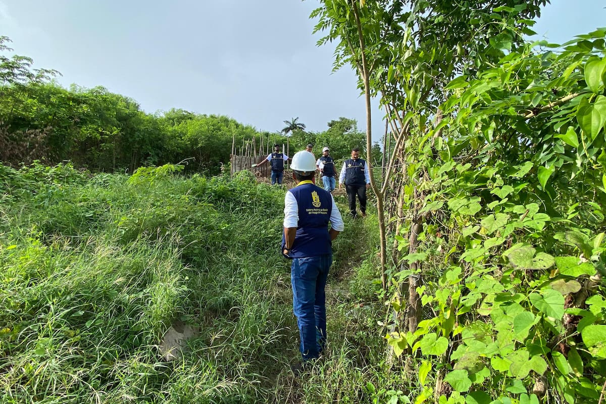 Distrito realizó visita técnica por posible deslizamiento en la Loma del Marión