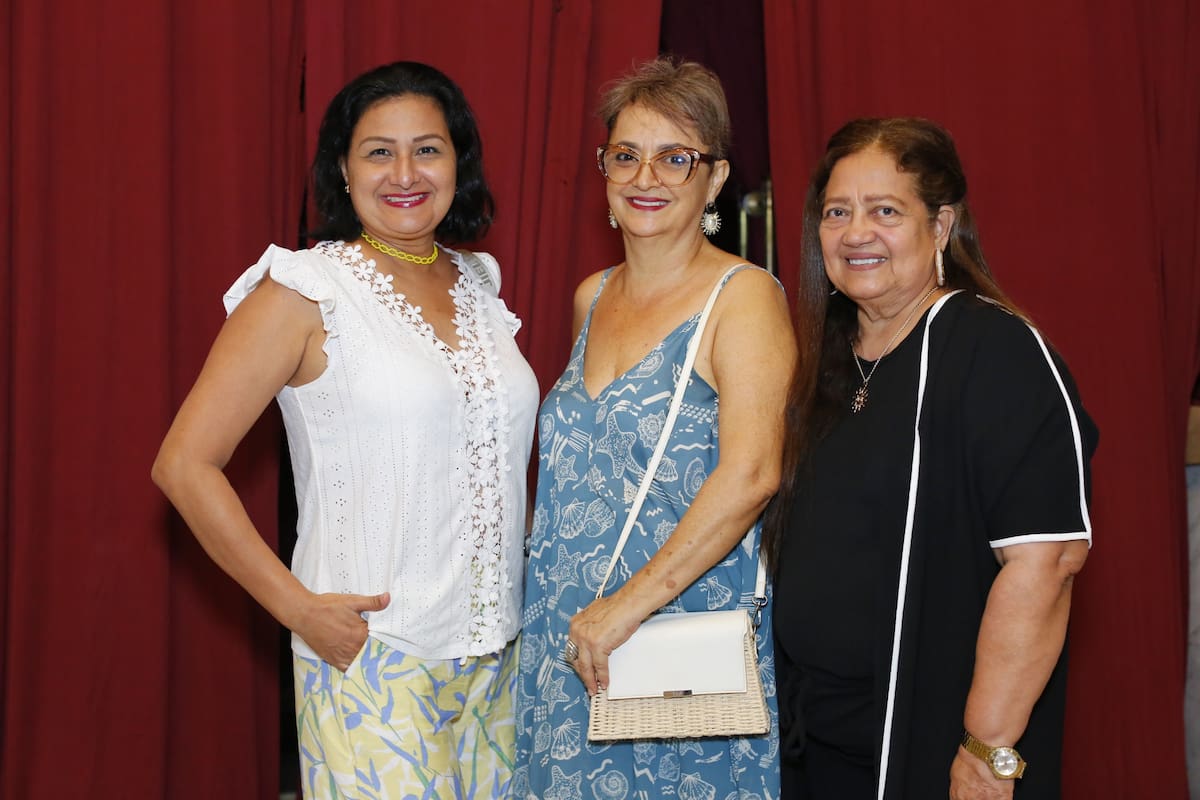 Roxana Calvo, Lucero Sánchez y Rocío Bernate.