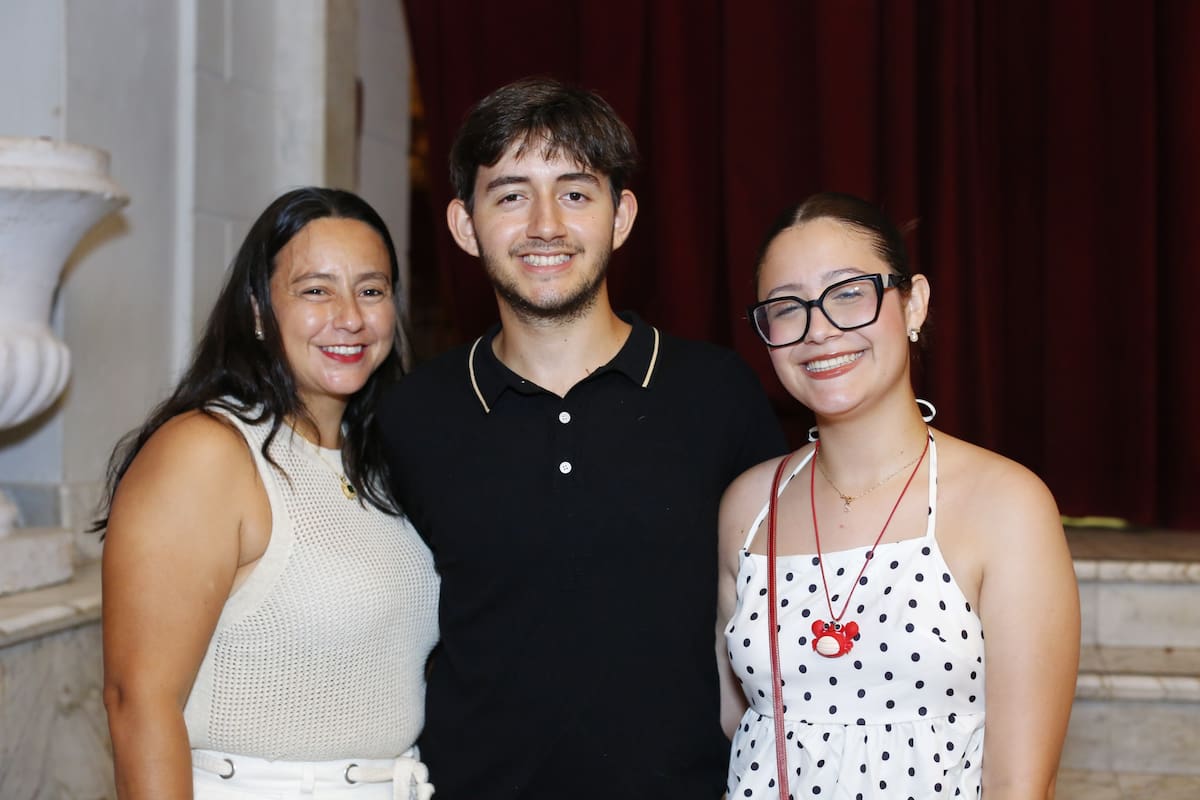 Diana Marcela Valencia, Santiago Gómez y Sara Sofía Valest.