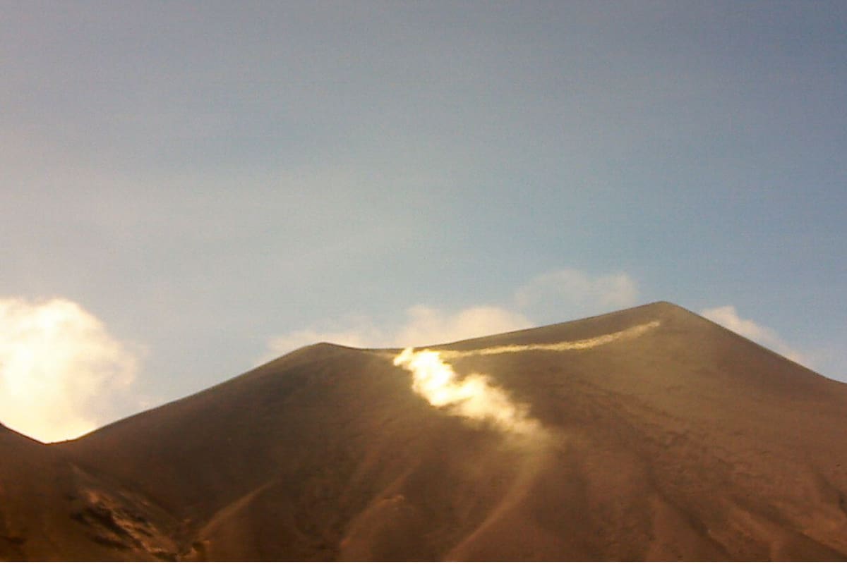 Volcán Puracé en alerta: registran incremento de eventos sísmicos