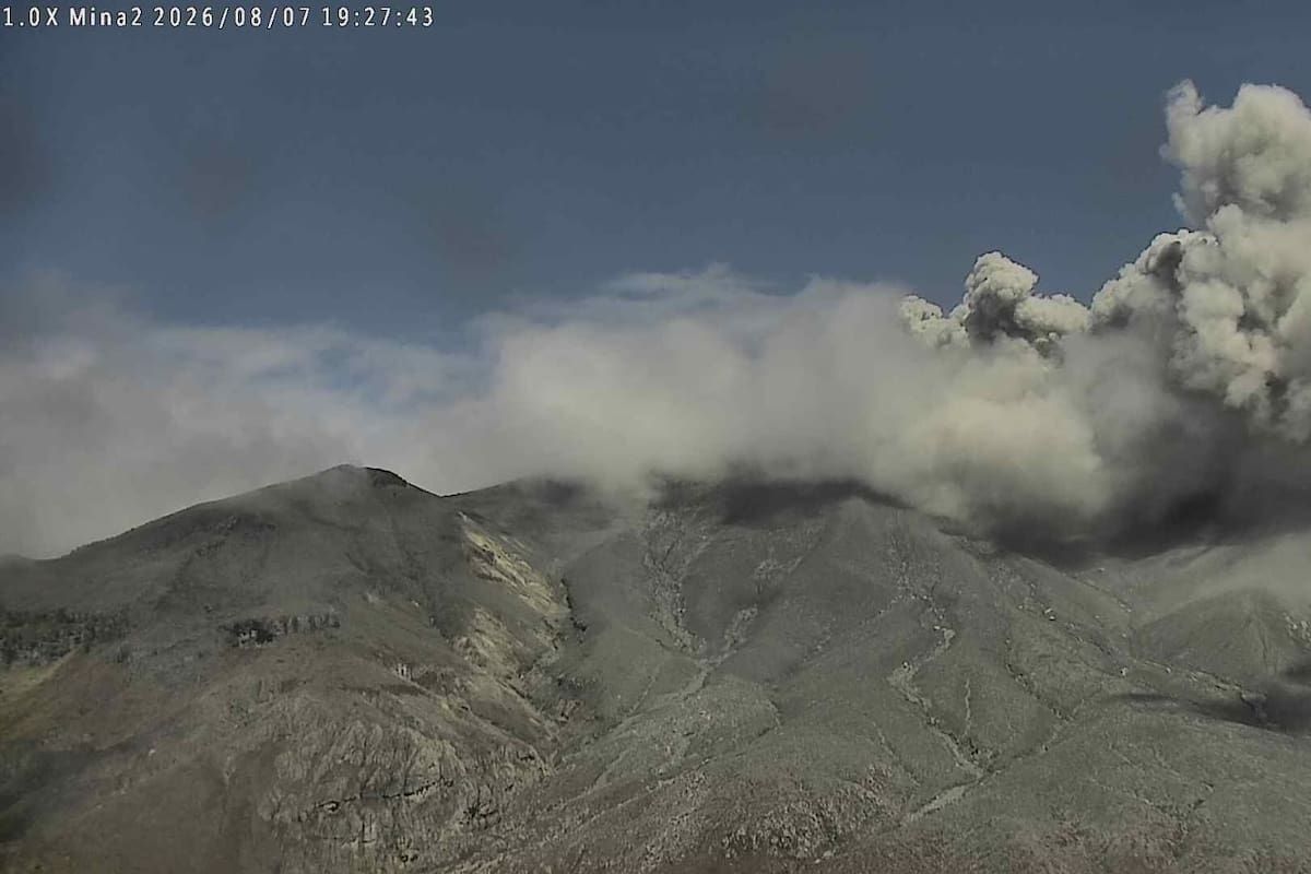 Volcán Puracé registra seis nuevas emisiones de ceniza: continúa en alerta naranja