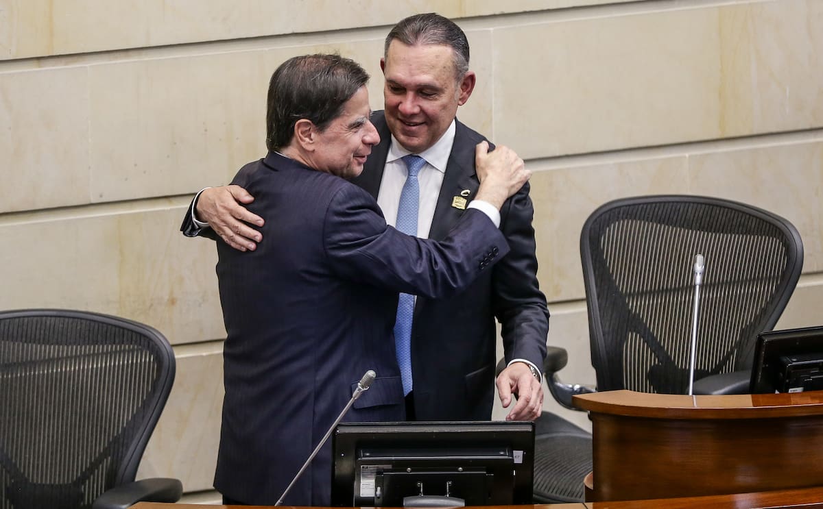 Bogotá. Julio 20 de 2024. Votación y eleccion de la mesa legislativa 2024- 2025 del senado en el Congreso de la República , donde el senador Efrain Cepeda es el nuevo Presidente,primer vicepresidente John Jairo Roldan, segundo vicepresidente Alirio Barrera, secretario Gregorio Eljach. (Colprensa - Catalina Olaya)
