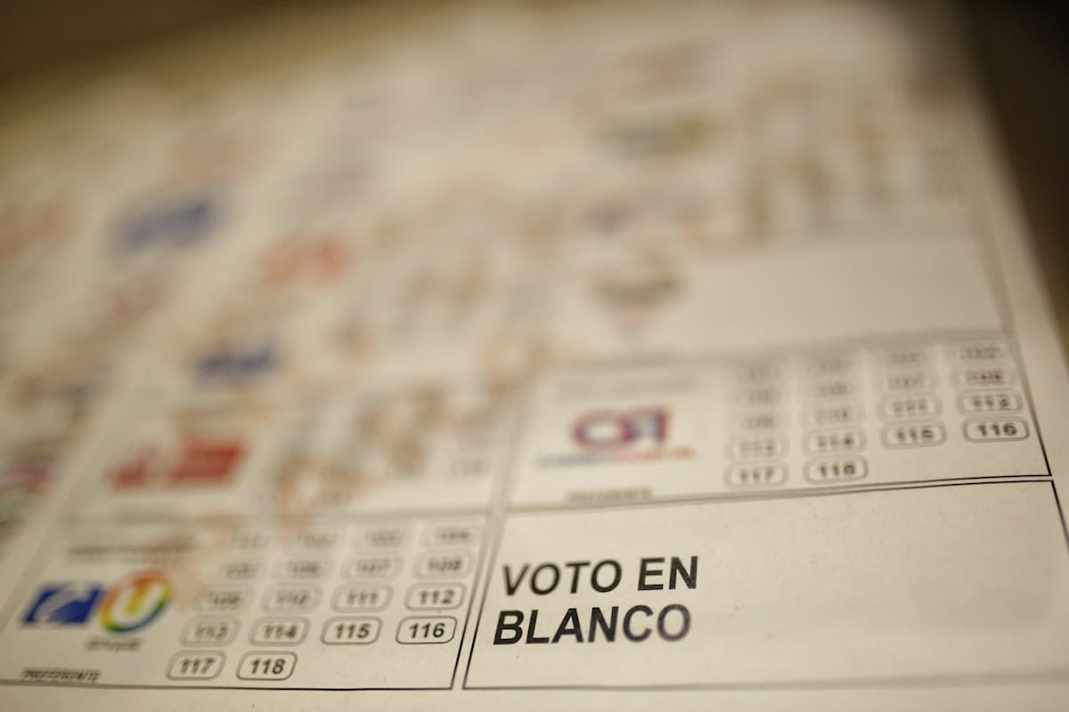 Elecciones Colombia 2026: ¿el voto en blanco beneficia al candidato más votado?