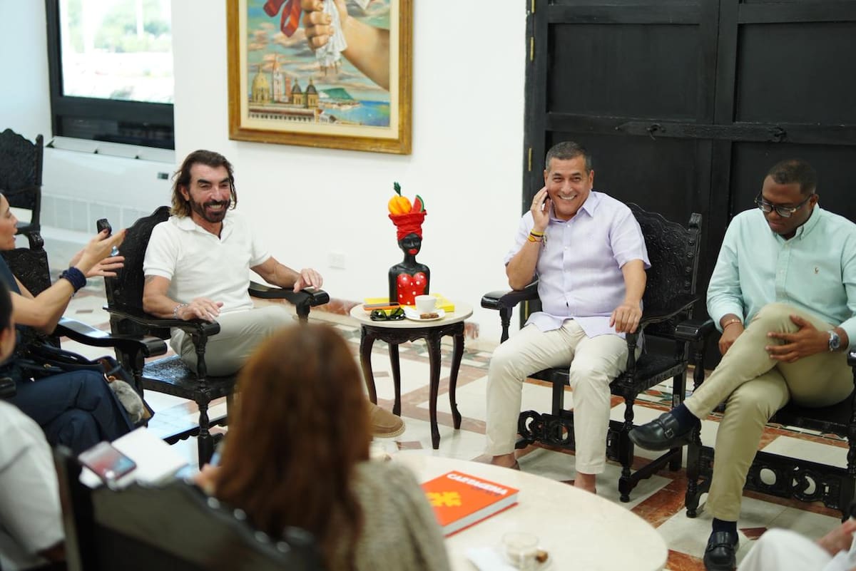 Alcalde Dumek Turbay y Air Europa trabajan para una nueva conexión aérea Cartagena - Madrid. // Foto: Cortesía - Alcaldía de Cartagena.