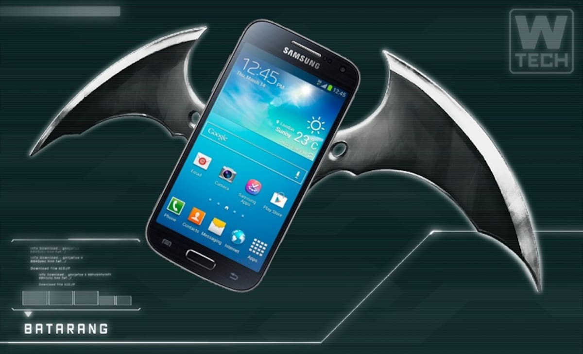 Las entrañas de este celular no se sienten a la mano ya que el S 4 es más liviano que su predecesor y por ello se puede portar con facilidad y manipular hábilmente al igual que Batman lo hace con su Batarang.