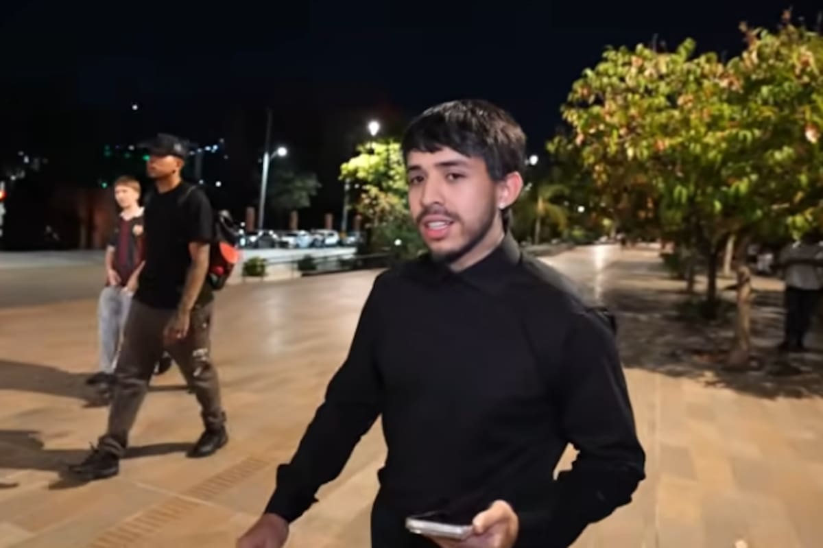El creador de contenido antioqueño Westcol, durante un streaming en su canal de Youtube. // Foto: captura de video (Youtube - Westcol).