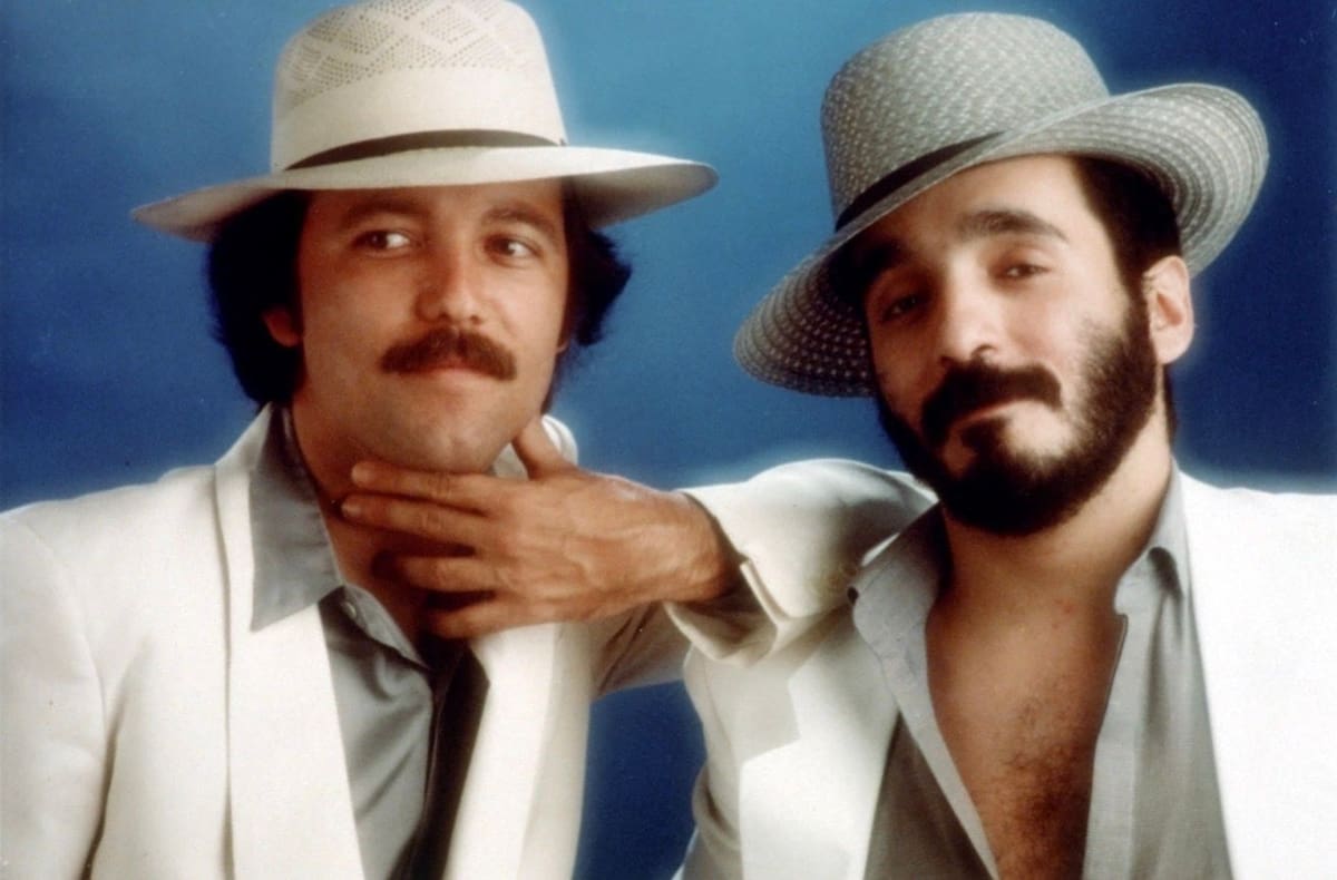 En 1975, Willie Colón lanzó su primer álbum como independiente y comenzó su histórica alianza con Rubén Blades.