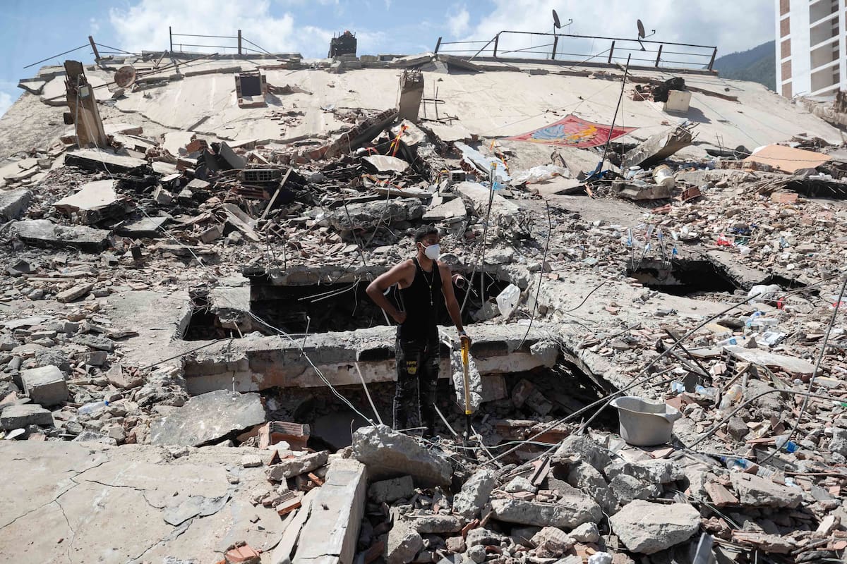 Venezuela confirma casi 2.000 muertos por devastadores terremotos. // Foto: EFE/ Ronald Peña R.