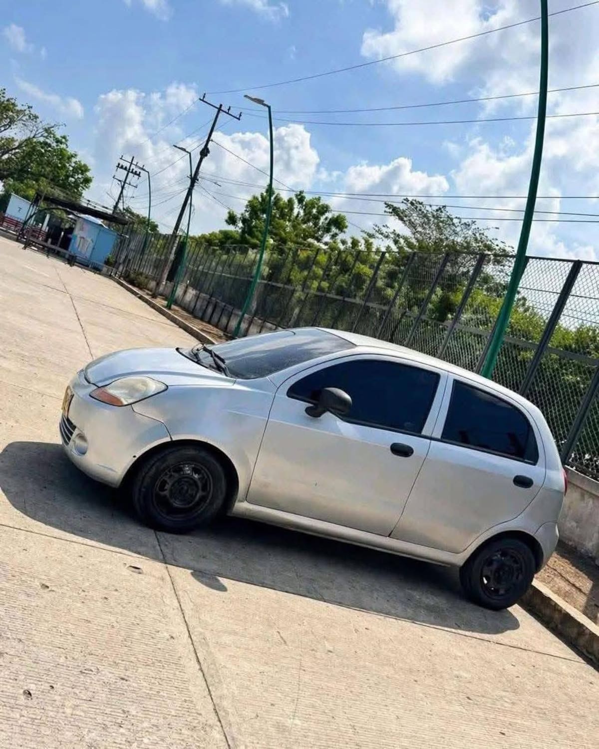 El carro de Yair Andrés Aroca Ríos lo hallaron abandonado en Magangué.