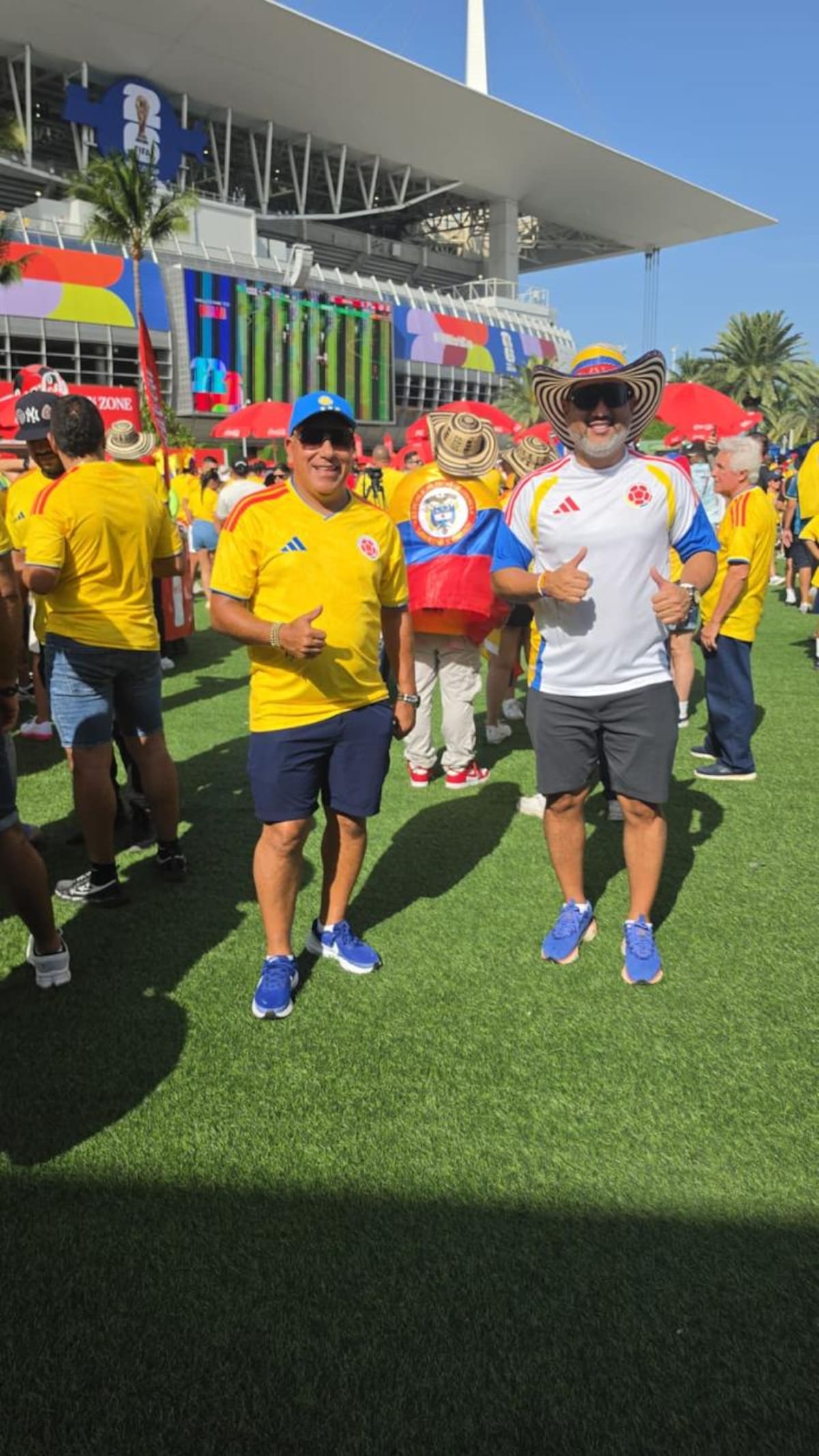 Yair Puello y Julio Torres están disfrutando de la Selección Colombia en el Mundial. //Foto: Cortesía.