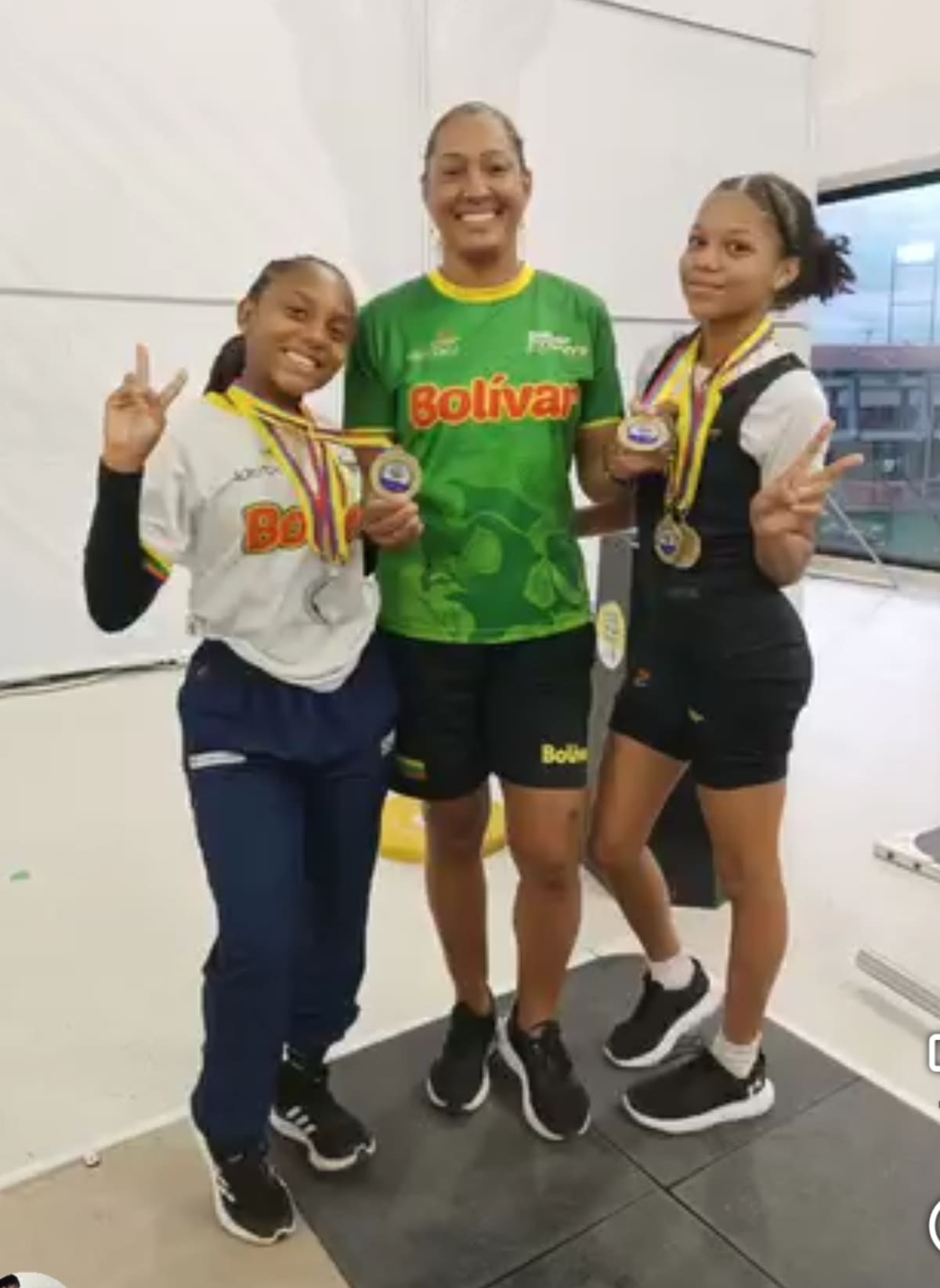 Yalena Valdiris Díaz, una adolescente de apenas 15 años de La Boquilla, ya tiene claro cuál es su sueño: levantar muy alto el nombre de Colombia. //Cortesía.