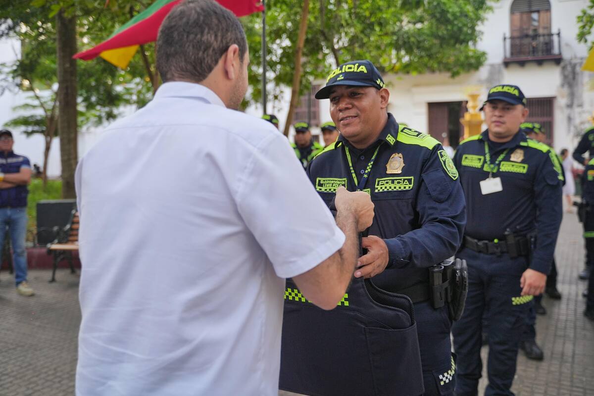 Yamil Arana destaca la importancia de fortalecer la seguridad en el departamento.//Foto: cortesía