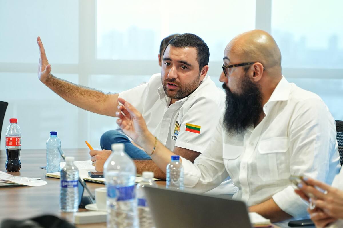 Yamil Arana, gobernador de Bolívar; y Carlos Carrillo, director de la UNGRD. // Cortesía