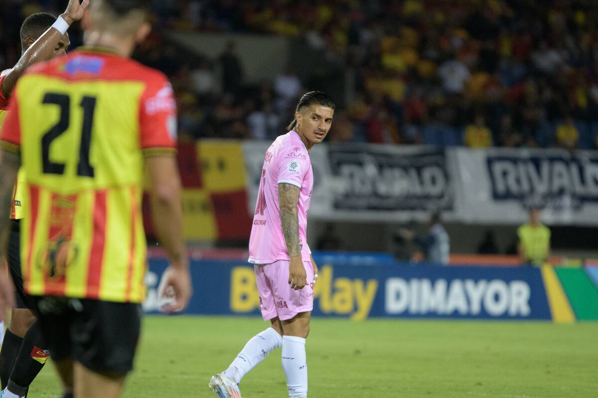 Deportes Tolima emite comunicado por expulsión de Yeison Guzmán
