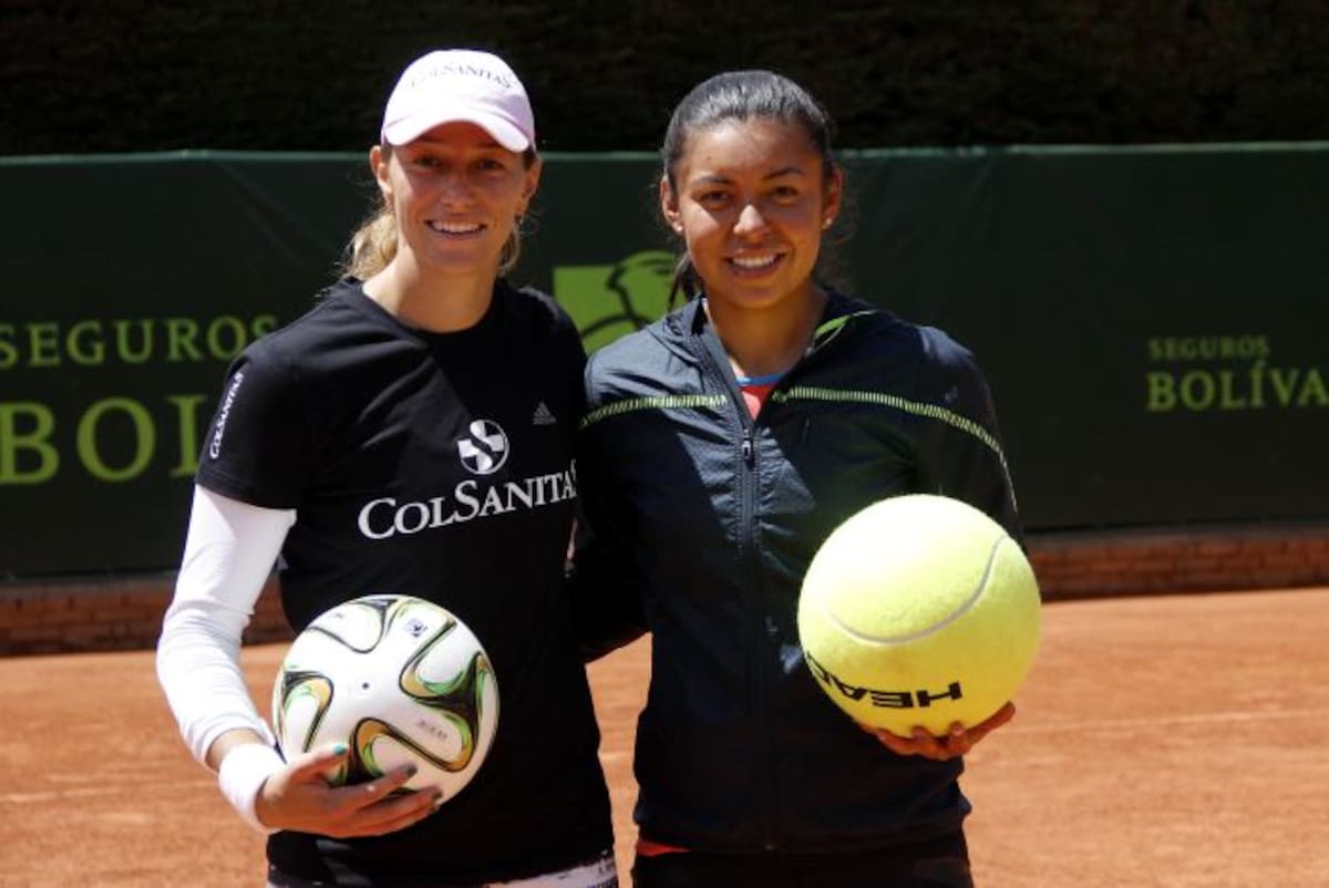 Yoreli y Mariana jugaron fútbol y tenis. COLPRENSA