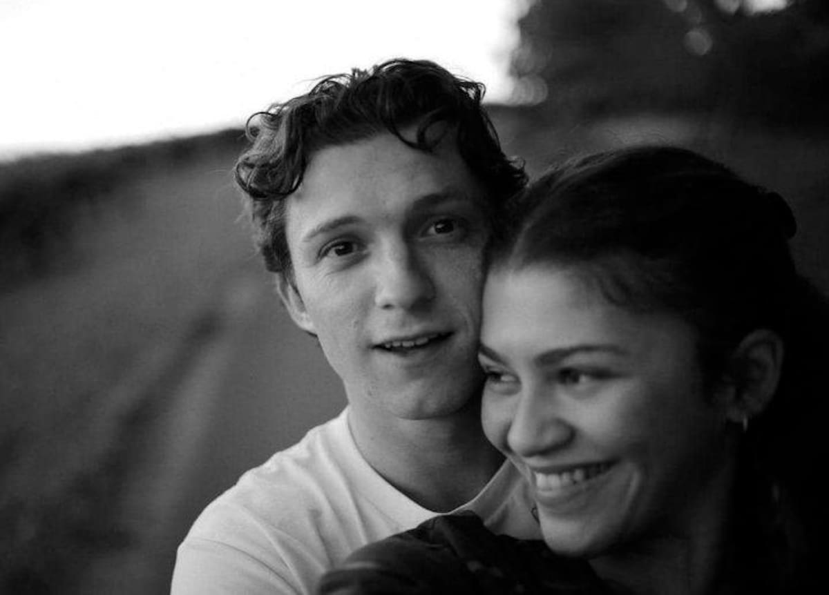De acuerdo con Us Weekly, Tom Holland y Zendaya ya estarían pensando en dar el siguiente paso en su relación y “sentar cabeza” y “planear un futuro juntos”. Twitter / VANGUARDIA